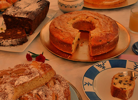 Petit-déjeuner buffet<br> jusqu'à 12 heures